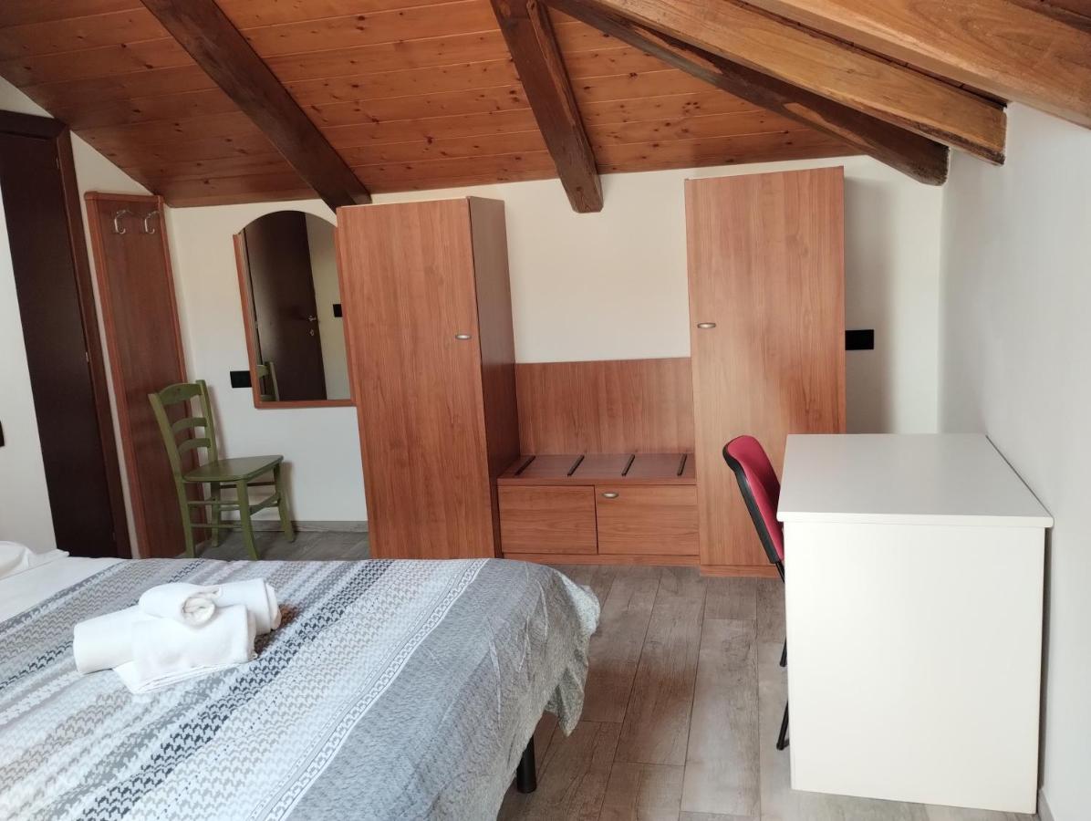 Guest House La Casa Del Mandatario Λ' Άκουιλα Εξωτερικό φωτογραφία