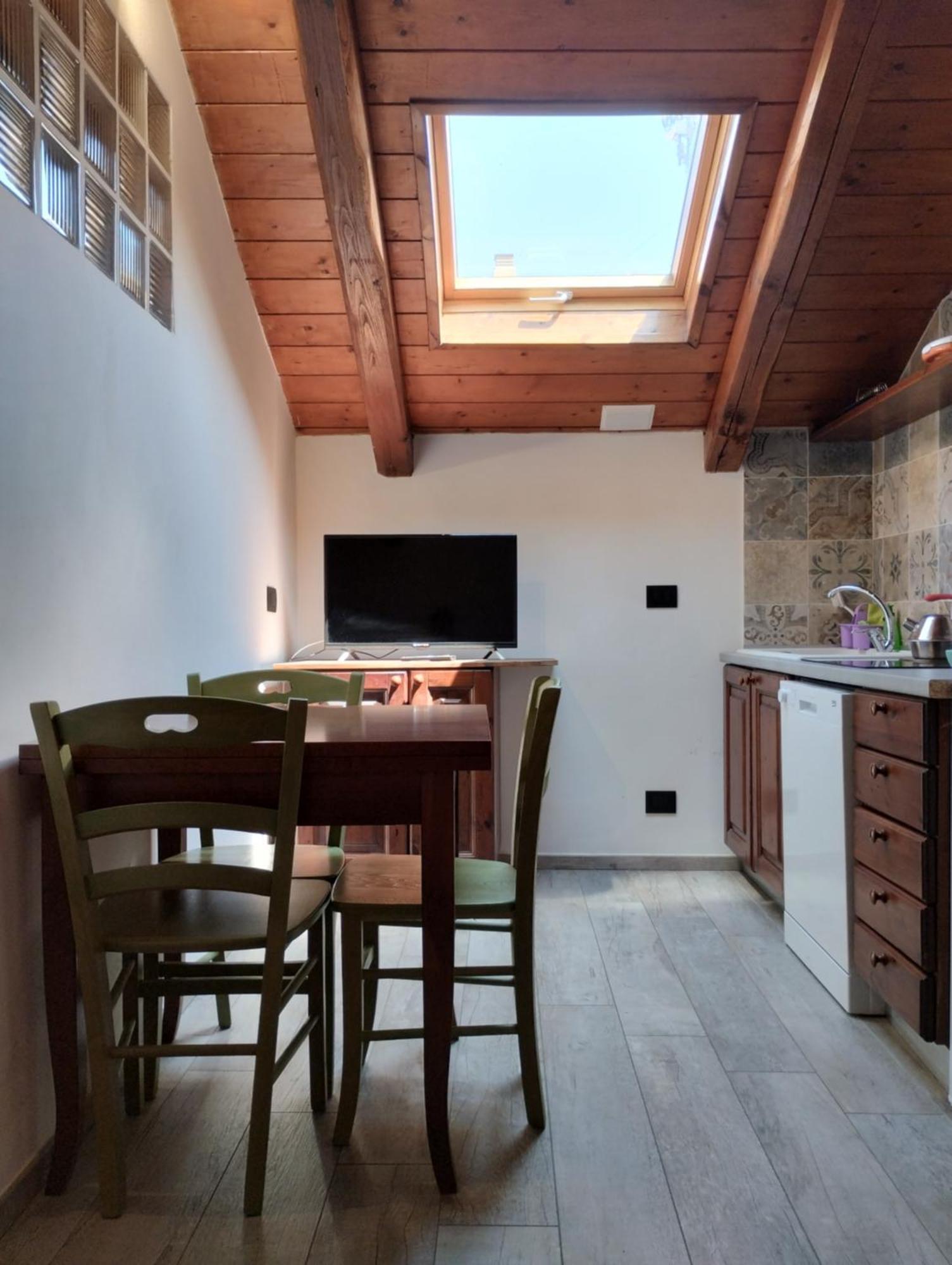 Guest House La Casa Del Mandatario Λ' Άκουιλα Εξωτερικό φωτογραφία