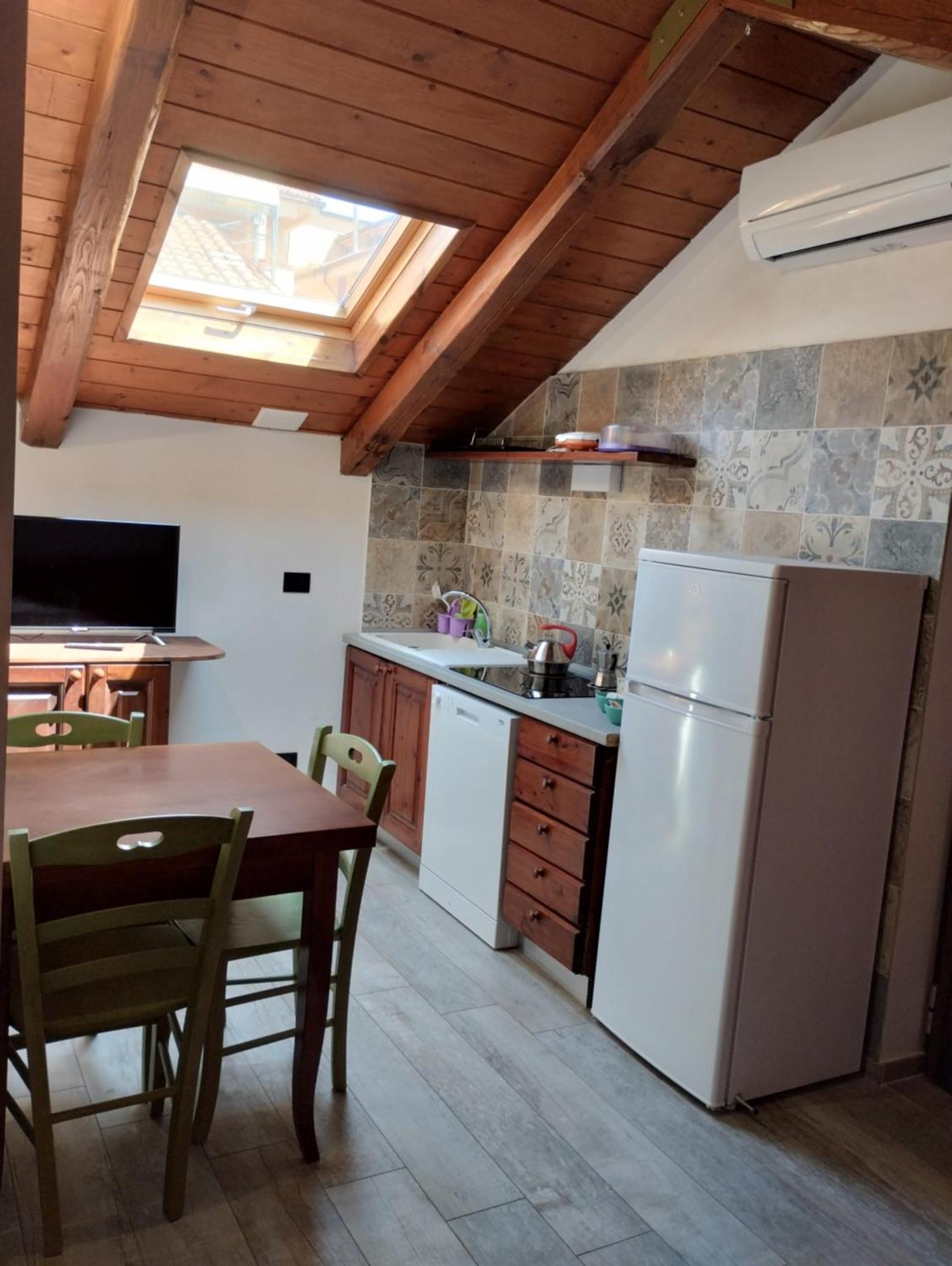 Guest House La Casa Del Mandatario Λ' Άκουιλα Εξωτερικό φωτογραφία
